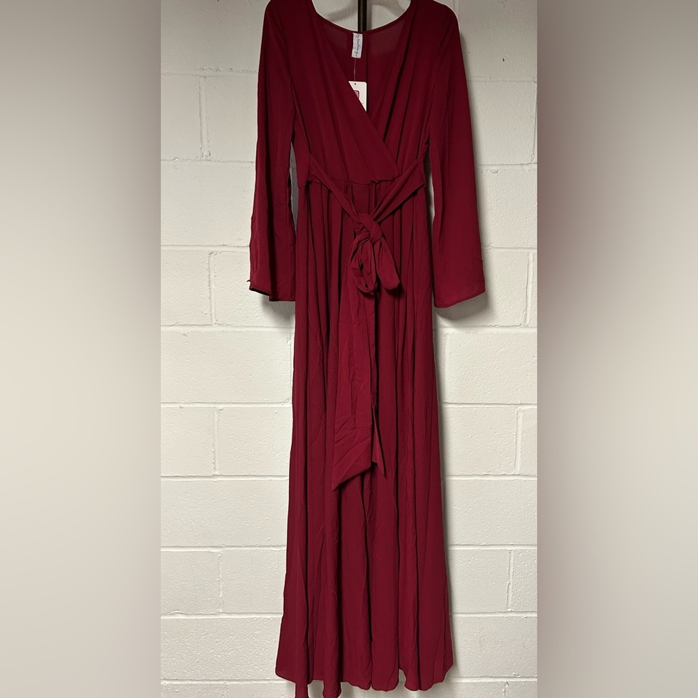 NWT Wrap V-neck Burgundy Maternity Maxi Dress — Sexy Mama — Size 8/12 or 3